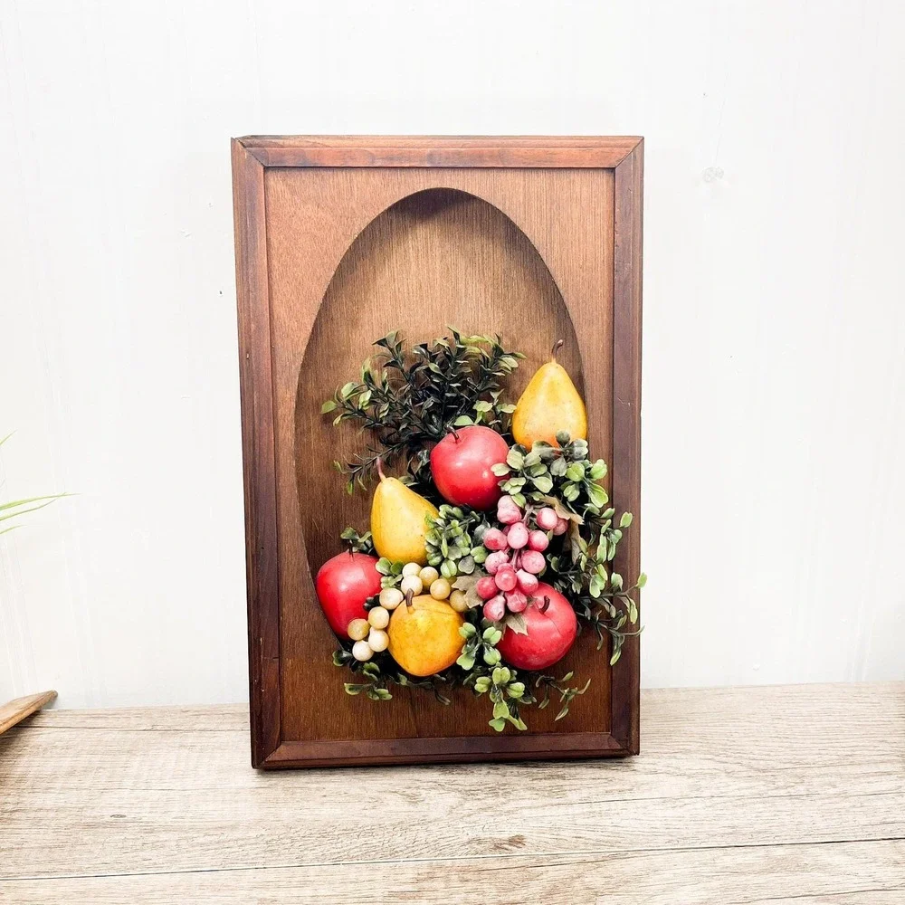 Vintage Wooden Oval Shadowbox - Curio Wall Hanging
